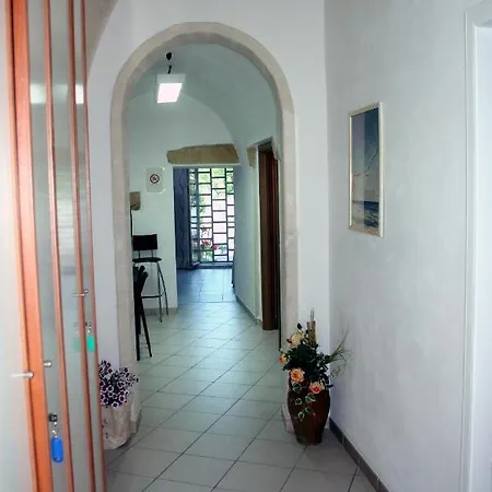 Le Stanze Di Cortes Bed and breakfast 3*